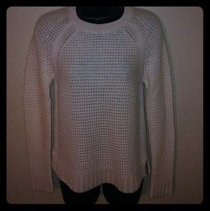 Banana Republic knit sweater white size small